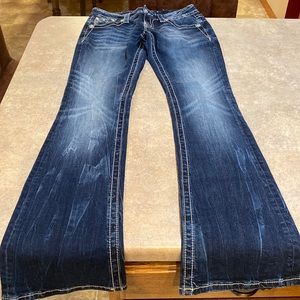 Womens Miss Me jeans tag out but waist measures about 14” and inseam about 32.5”